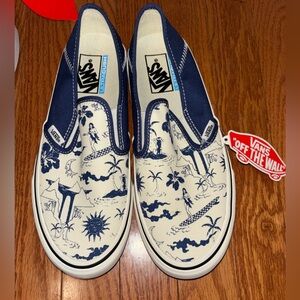 Vans Women’s Island Dream Slip on Sneaker Size 8.5 NWOB